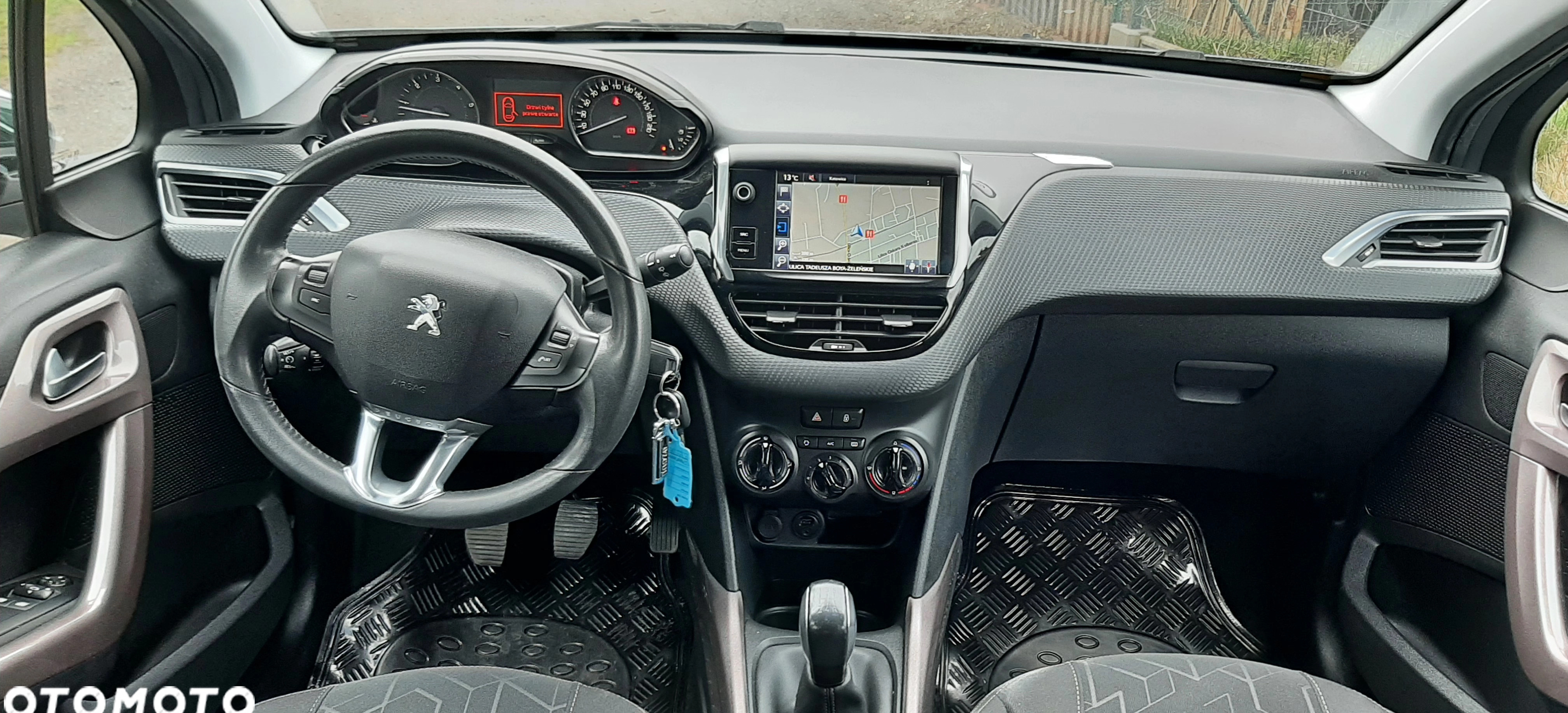 Peugeot 2008 cena 33999 przebieg: 193000, rok produkcji 2015 z Wyśmierzyce małe 301